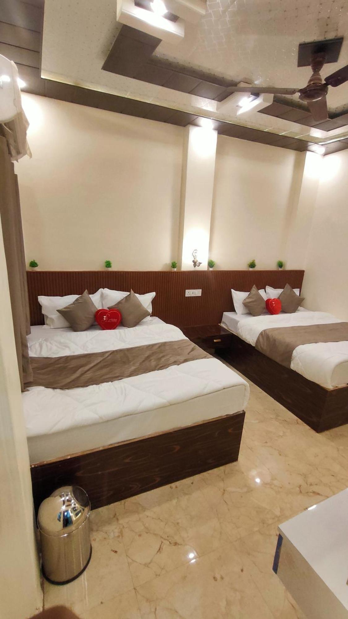 Sri Krishna Residency Hotel Váránaszi Kültér fotó