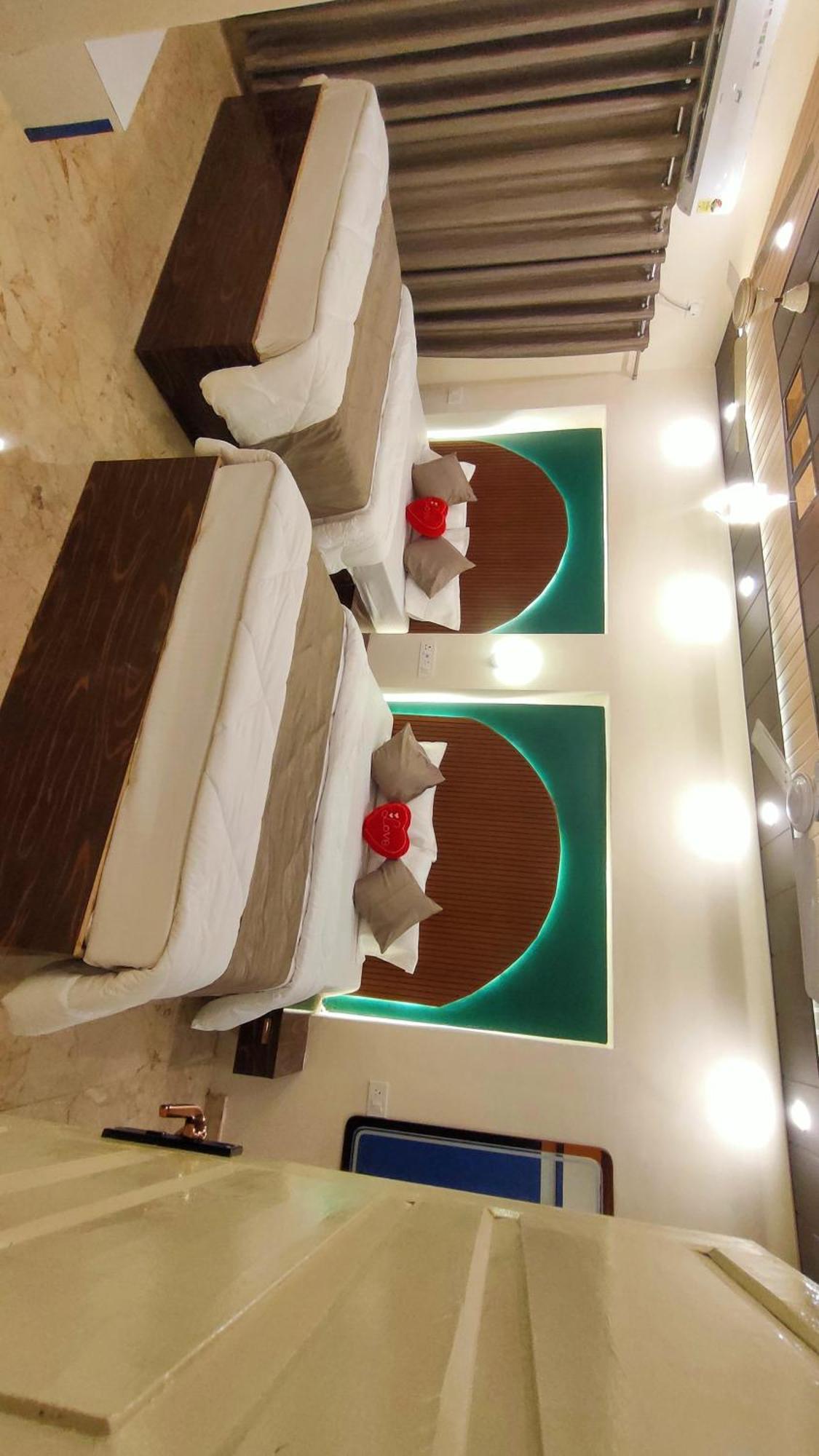 Sri Krishna Residency Hotel Váránaszi Kültér fotó
