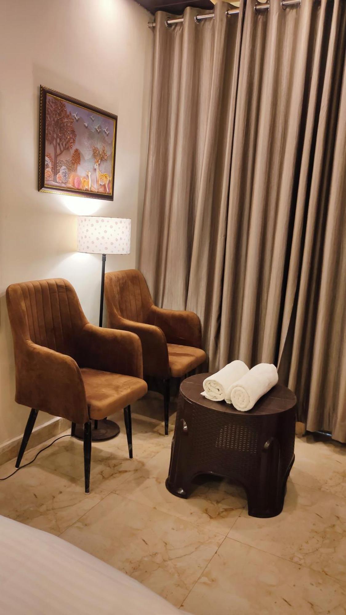 Sri Krishna Residency Hotel Váránaszi Kültér fotó
